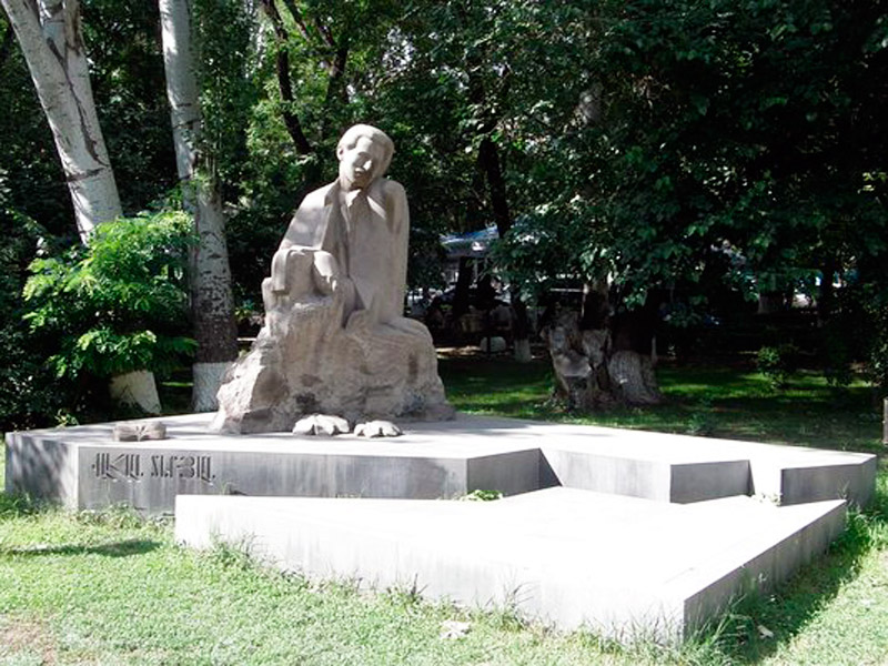 Monument to Vahan Teryan